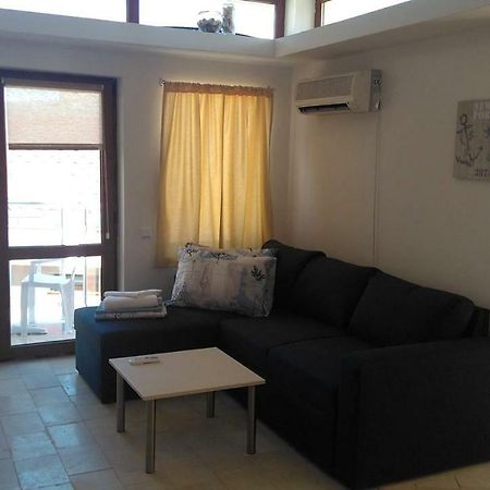 Akshaena Aparthotel โซโซโปล ภายนอก รูปภาพ