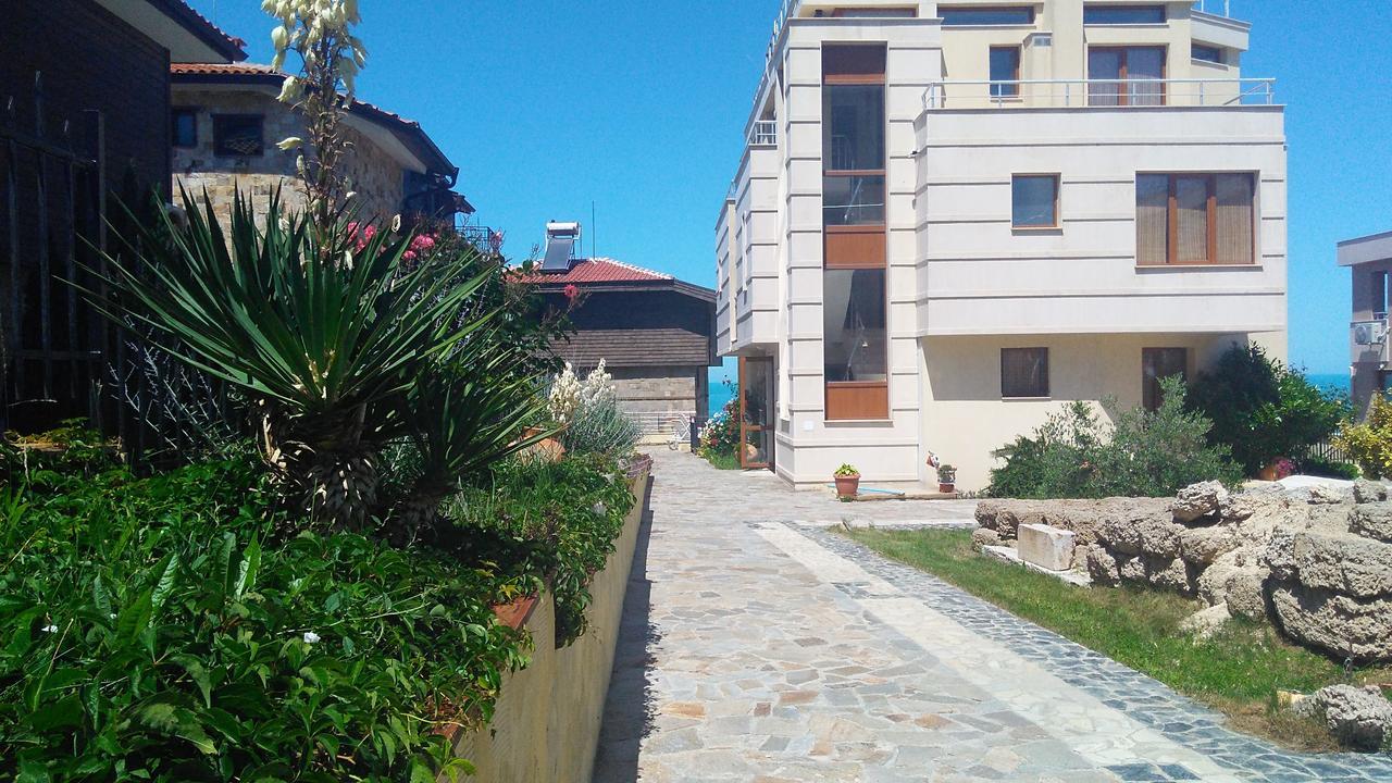 Akshaena Aparthotel โซโซโปล ภายนอก รูปภาพ