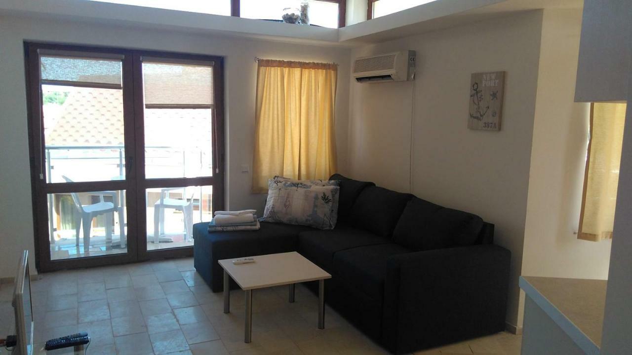 Akshaena Aparthotel โซโซโปล ภายนอก รูปภาพ