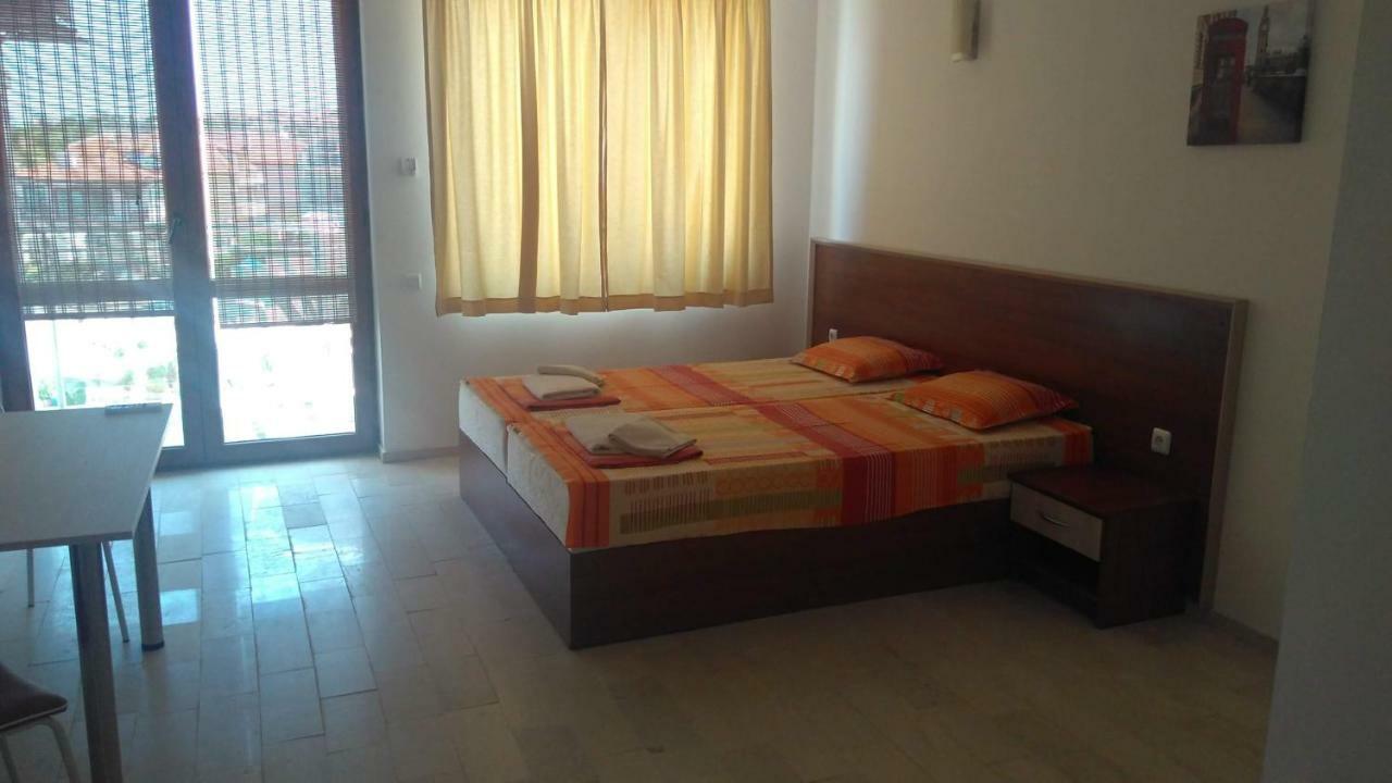 Akshaena Aparthotel โซโซโปล ภายนอก รูปภาพ